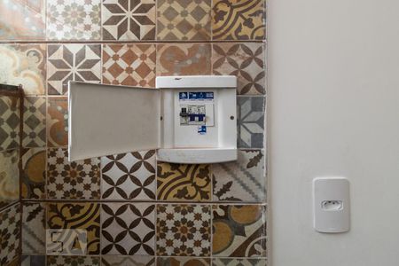 Casa à venda com 40m², 1 quarto e sem vaga Casa à venda com 40m², 1 quarto e sem vagaCozinha americana - Quadro de luz