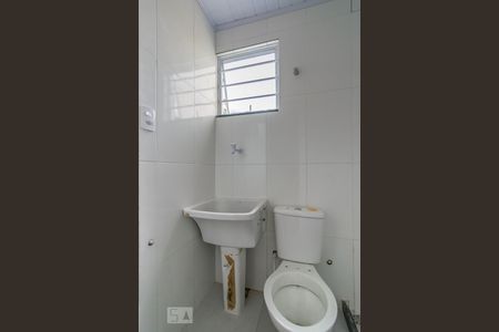 Banheiro Social de casa à venda com 1 quarto, 40m² em Braz de Pina, Rio de Janeiro
