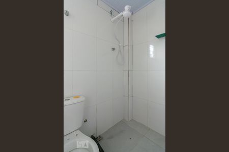 Banheiro Social de casa para alugar com 1 quarto, 40m² em Braz de Pina, Rio de Janeiro