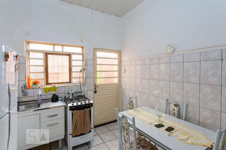 Casa de condomínio à venda com 60m², 2 quartos e 1 vagaCozinha