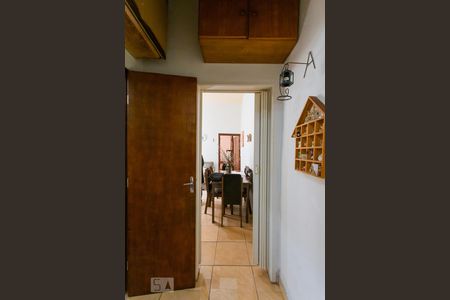 Casa de condomínio à venda com 60m², 2 quartos e 1 vagaCorredor