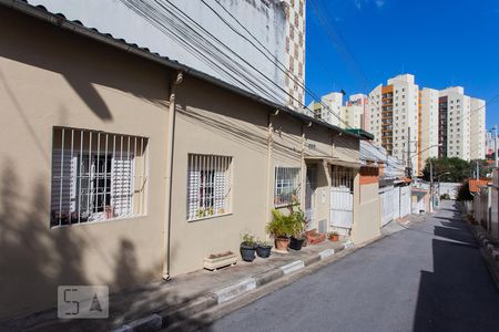Casa de condomínio à venda com 60m², 2 quartos e 1 vagaFachada