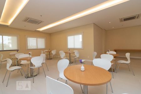 Apartamento à venda com 62m², 2 quartos e 1 vaga Apartamento à venda com 62m², 2 quartos e 1 vagaÁrea comum - Salão de festas