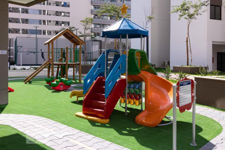 Apartamento à venda com 62m², 2 quartos e 1 vaga Apartamento à venda com 62m², 2 quartos e 1 vagaÁrea Comum - Playground