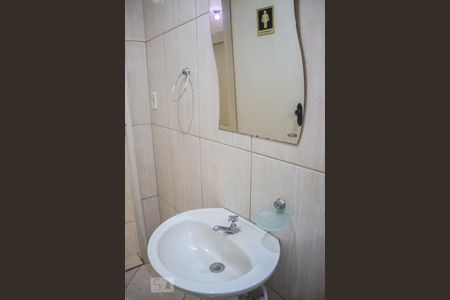 Casa à venda com 100m², 1 quarto e 1 vagaBanheiro 2