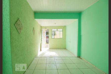 Sala de casa para alugar com 2 quartos, 70m² em Jardim Maria Estela, São Paulo