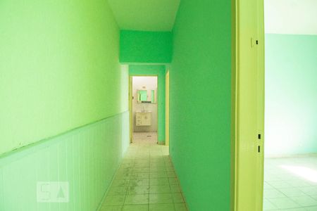 Corredor de casa para alugar com 2 quartos, 70m² em Jardim Maria Estela, São Paulo