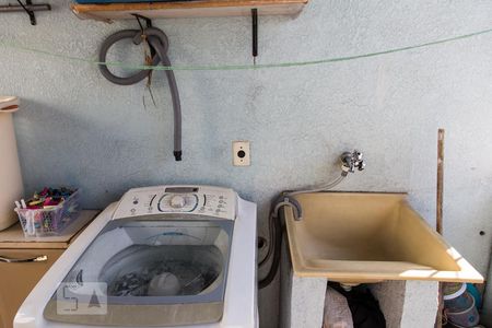 Casa à venda com 200m², 4 quartos e 2 vagasÁrea de Serviço