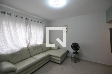 Casa para alugar com 4 quartos, 200m² em Carandiru, São Paulo