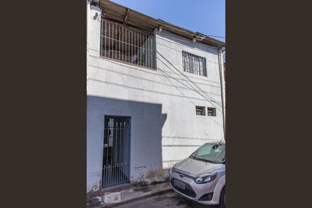 Casa à venda com 200m², 4 quartos e 2 vagasFachada dos Fundos