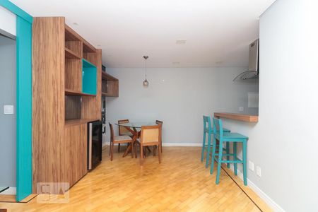 Sala de apartamento à venda com 3 quartos, 70m² em Jardim Ester, São Paulo