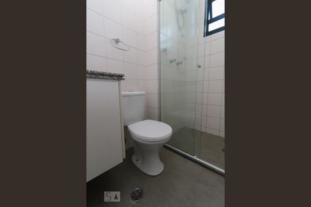 Apartamento à venda com 70m², 3 quartos e 2 vagas Apartamento à venda com 70m², 3 quartos e 2 vagasBanheiro da Suíte