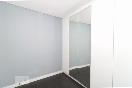 Apartamento à venda com 70m², 3 quartos e 2 vagas Apartamento à venda com 70m², 3 quartos e 2 vagasQuarto 2