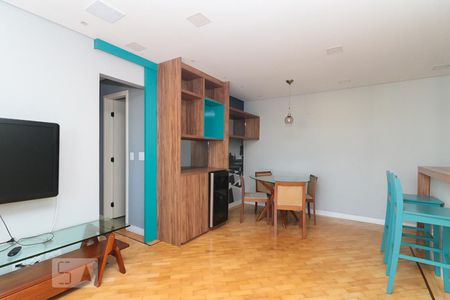 Sala de apartamento à venda com 3 quartos, 70m² em Jardim Ester, São Paulo