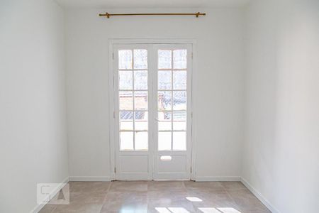 Apartamento para alugar com 140m², 3 quartos e sem vaga Apartamento para alugar com 140m², 3 quartos e sem vagaQuarto 1