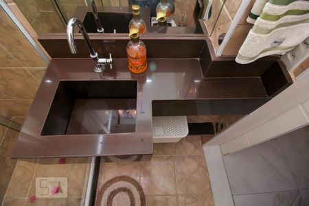 Studio à venda com 27m², 1 quarto e sem vaga Studio à venda com 27m², 1 quarto e sem vagaBanheiro Social