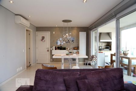 Sala de apartamento à venda com 3 quartos, 129m² em Paraíso do Morumbi, São Paulo