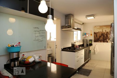 Apartamento à venda com 129m², 3 quartos e 2 vagasCozinha
