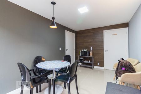 Apartamento para alugar com 39m², 2 quartos e sem vagaÁrea comum - Salão de festas
