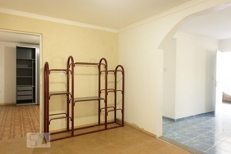 Sala de casa para alugar com 2 quartos, 120m² em Nakamura Park, Cotia