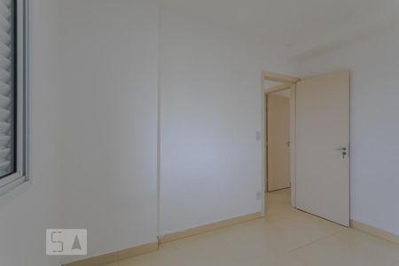 Apartamento para alugar com 73m², 3 quartos e 2 vagasQuarto 2