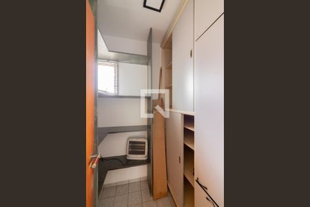 Apartamento para alugar com 110m², 2 quartos e 2 vagasQuarto de Serviço