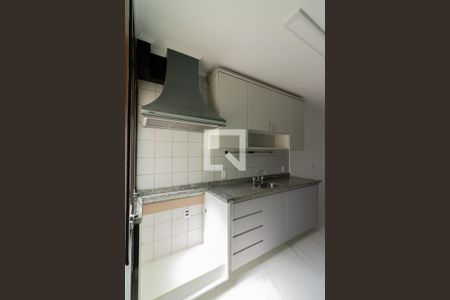 Apartamento para alugar com 110m², 2 quartos e 2 vagasCozinha