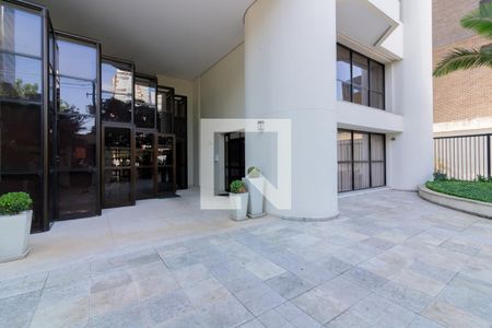 Apartamento para alugar com 110m², 2 quartos e 2 vagasFachada e portaria