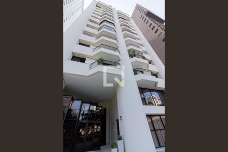 Apartamento para alugar com 110m², 2 quartos e 2 vagasFachada e portaria