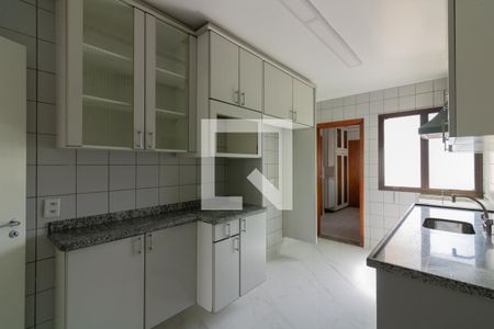 Apartamento para alugar com 110m², 2 quartos e 2 vagasCozinha