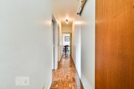 Corredor de apartamento à venda com 3 quartos, 107m² em Sumaré, São Paulo