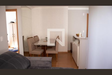 Sala de apartamento à venda com 2 quartos, 41m² em Fundação da Casa Popular, Campinas