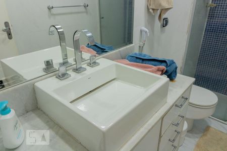 Apartamento à venda com 80m², 2 quartos e 1 vagaBanheiro