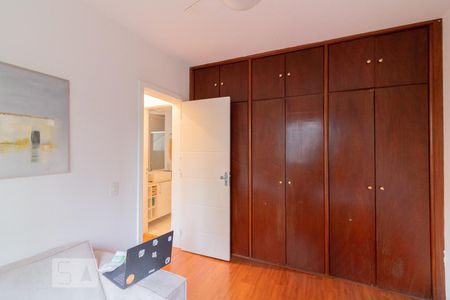 Apartamento à venda com 80m², 2 quartos e 1 vagaQuarto 2