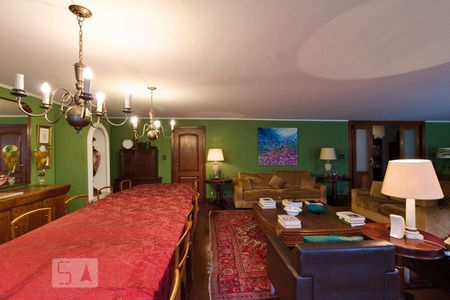 Sala de casa à venda com 4 quartos, 436m² em Jardim Guedala, São Paulo