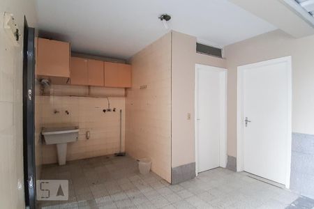 Casa à venda com 130m², 2 quartos e 2 vagas Casa à venda com 130m², 2 quartos e 2 vagasÁrea de Serviço