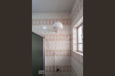 Casa à venda com 130m², 2 quartos e 2 vagas Casa à venda com 130m², 2 quartos e 2 vagasBanheiro