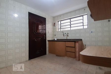 Casa à venda com 130m², 2 quartos e 2 vagas Casa à venda com 130m², 2 quartos e 2 vagasCozinha