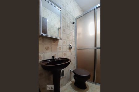 Casa à venda com 130m², 2 quartos e 2 vagas Casa à venda com 130m², 2 quartos e 2 vagasBanheiro da Suíte