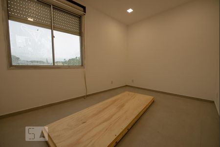 Quarto 1 de apartamento à venda com 2 quartos, 65m² em Vila Nova, Porto Alegre