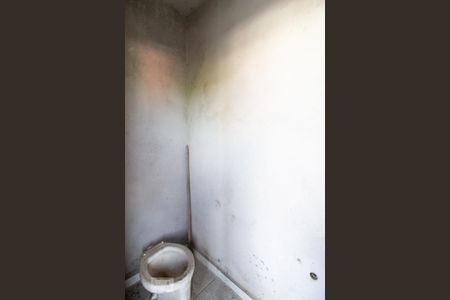 Casa à venda com 169m², 3 quartos e 4 vagas Casa à venda com 169m², 3 quartos e 4 vagasBanheiro de Serviço