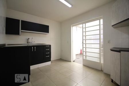 Casa de condomínio à venda com 88m², 2 quartos e 1 vagaCozinha