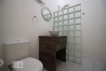 Casa de condomínio à venda com 88m², 2 quartos e 1 vagaBanheiro