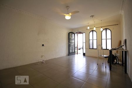 Sala de casa de condomínio à venda com 2 quartos, 88m² em Vila Mariana, São Paulo