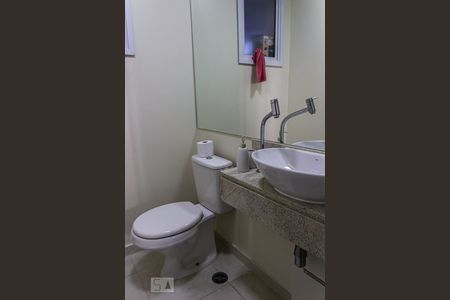 Apartamento à venda com 117m², 3 quartos e 2 vagas Apartamento à venda com 117m², 3 quartos e 2 vagasLavabo