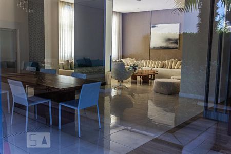 Apartamento à venda com 117m², 3 quartos e 2 vagas Apartamento à venda com 117m², 3 quartos e 2 vagasÁrea Comum - Salão de Festas