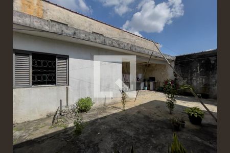 Casa à venda com 300m², 2 quartos e 8 vagasQuintal