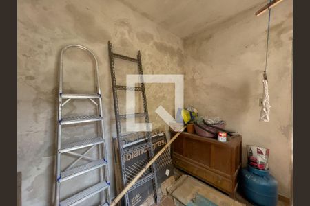 Casa à venda com 300m², 2 quartos e 8 vagasQuarto de Serviço