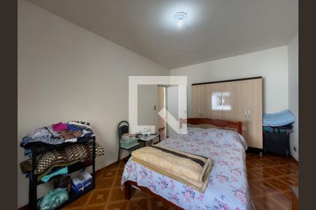Casa à venda com 300m², 2 quartos e 8 vagasQuarto 2