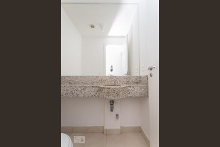 Apartamento para alugar com 168m², 4 quartos e 2 vagas Apartamento para alugar com 168m², 4 quartos e 2 vagasLavabo